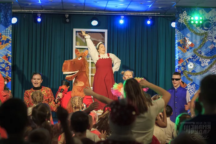 21.12.2025. Фоторепортаж «Новогоднее происшествие в городе Т»