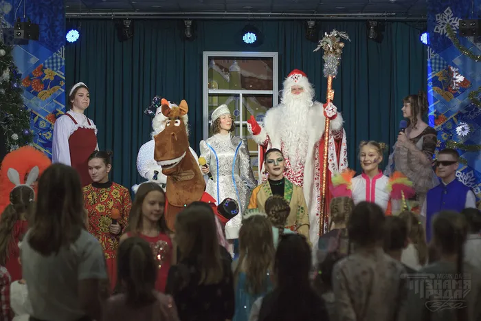 21.12.2025. Фоторепортаж «Новогоднее происшествие в городе Т»