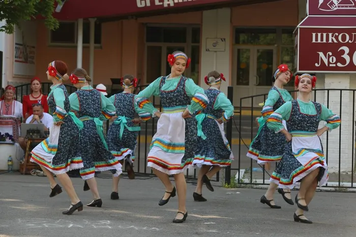 11.06.2026. Праздничный концерт ко Дню России и Дню города Тамбова в сквере «Школьный»