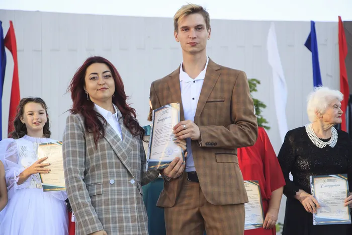 12.08.2026. Культурное пространство «У «Знамёнки»: концерт вокалистов творческих коллективов города и области «Парад солистов»
