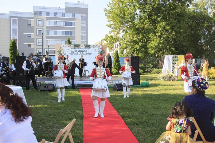 08.07.2026. «Ассамблея семейной жизни» в Сквере Музыкантов: концертная программа Городского духового оркестра имени В. И. Агапкина - «Все начинается с любви».
