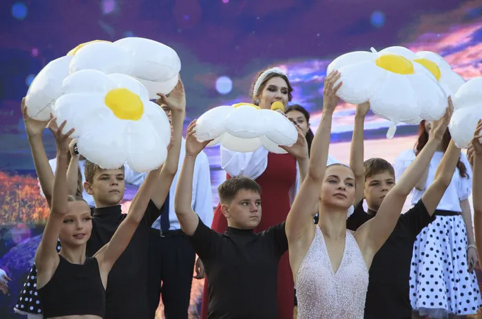 08.07.2026. «Ассамблея семейной жизни» в Сквере Музыкантов: праздничная концертная программа «В сердце живет любовь».