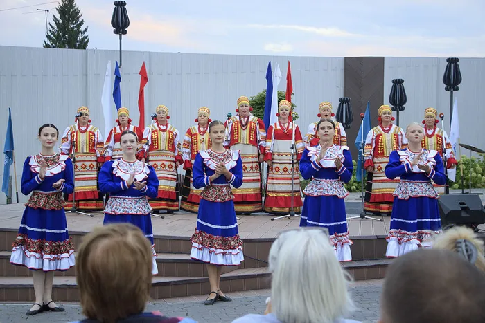 02.09.2026. Культурное пространство «У «Знамёнки»: концерт народного коллектива фольклорного ансамбля «Тамбовский задор» - «Россия в сердце, песня в душе!» с участием образцового хореографического ансамбля «Задоринка»