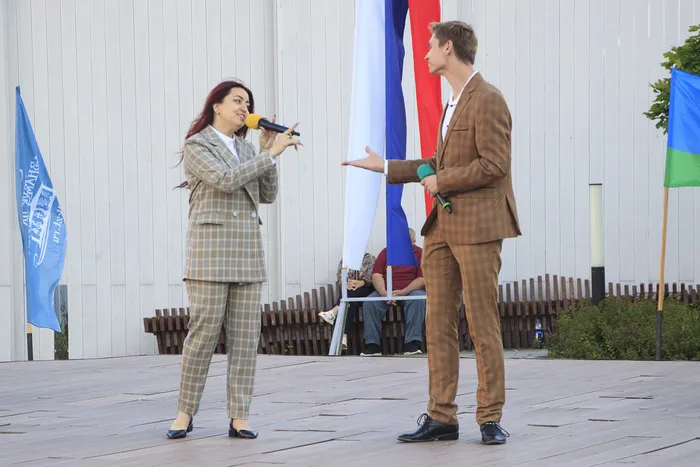 12.08.2026. Культурное пространство «У «Знамёнки»: концерт вокалистов творческих коллективов города и области «Парад солистов»