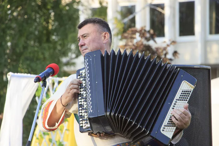 08.07.2026. «Ассамблея семейной жизни» в Сквере Музыкантов: праздничная концертная программа «В сердце живет любовь».