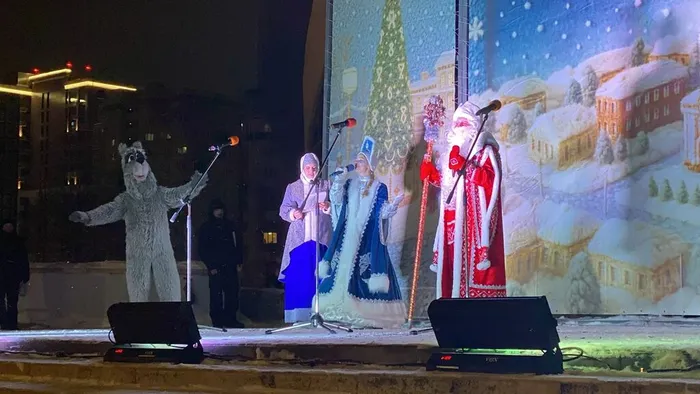 28.12.2025. Новогодняя программа «Тамбовское Лукоморье» на уличной площадке ЛДС «Кристалл»