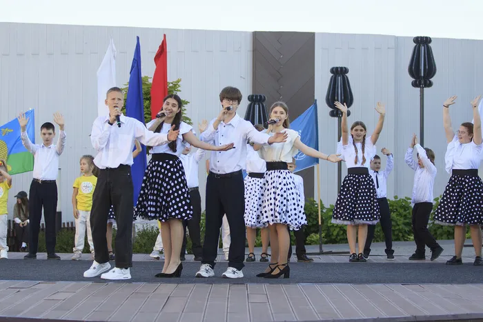 03.06.2026. «Культурное пространство «У «Знамёнки»: концерт вокально-эстрадной студии «Мелодия» - «Мы дети твои, Тамбов!»