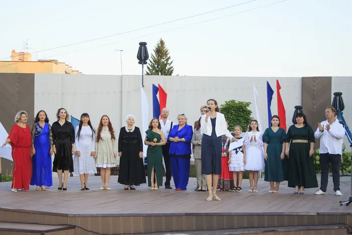 12.08.2026. Культурное пространство «У «Знамёнки»: концерт вокалистов творческих коллективов города и области «Парад солистов»
