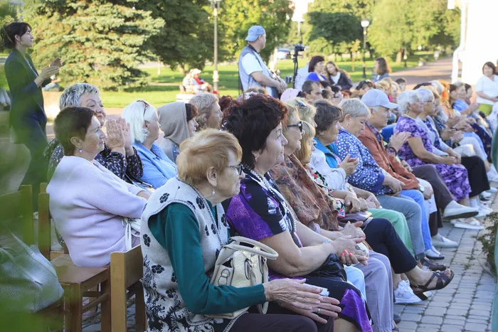 12.08.2026. Культурное пространство «У «Знамёнки»: концерт вокалистов творческих коллективов города и области «Парад солистов»