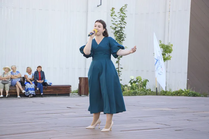 12.08.2026. Культурное пространство «У «Знамёнки»: концерт вокалистов творческих коллективов города и области «Парад солистов»