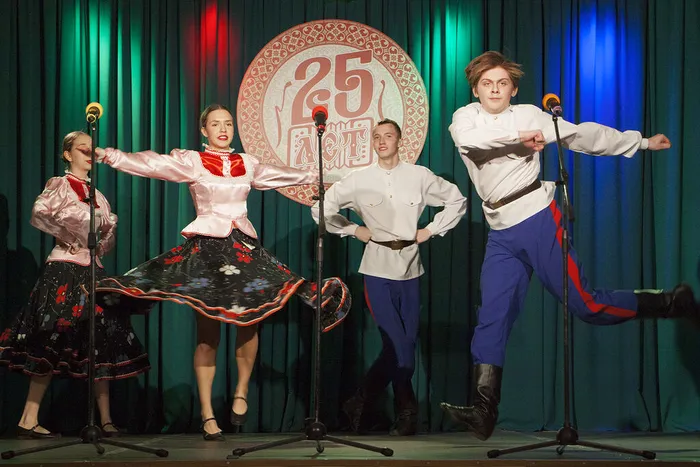 07.12.2025. Фоторепортаж «В поисках радости»: 25-летний юбилей заслуженного коллектива народного творчества «Тальяночка»