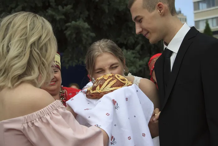 08.07.2026. «Ассамблея семейной жизни» в Сквере Музыкантов: встреча молодых семей в русском стиле «Семья – начало всех начал».