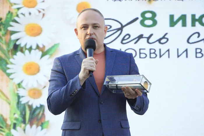 08.07.2026. «Ассамблея семейной жизни» в Сквере Музыкантов: праздничная концертная программа «В сердце живет любовь».