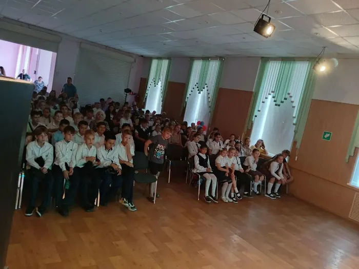 01.09.2026.Познавательно‑развлекательная программа «Классный час!»