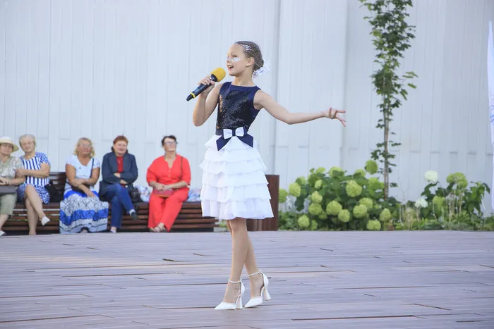 12.08.2026. Культурное пространство «У «Знамёнки»: концерт вокалистов творческих коллективов города и области «Парад солистов»
