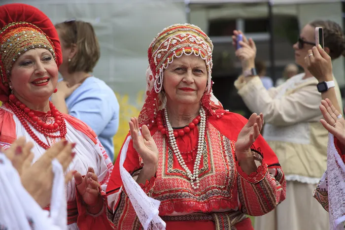08.07.2026. «Ассамблея семейной жизни» в Сквере Музыкантов: встреча молодых семей в русском стиле «Семья – начало всех начал».