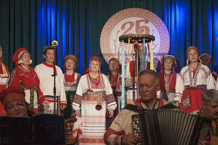 07.12.2025. Фоторепортаж «В поисках радости»: 25-летний юбилей заслуженного коллектива народного творчества «Тальяночка»