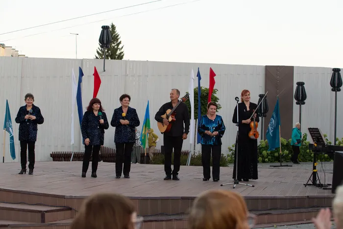 26.08.2026. Культурное пространство «У «Знамёнки»: концертная программа вокального ансамбля «Русский романс» - «Дыхание осени»