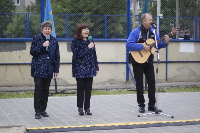 29.05.2026. Праздничная концертная программа творческих коллективов ДК ко Дню соседей в сквере «Спортивный» на улице Володарского.