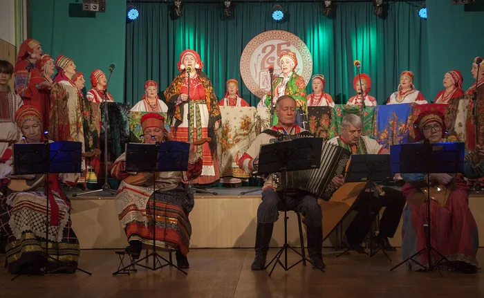 07.12.2025. Фоторепортаж «В поисках радости»: 25-летний юбилей заслуженного коллектива народного творчества «Тальяночка»