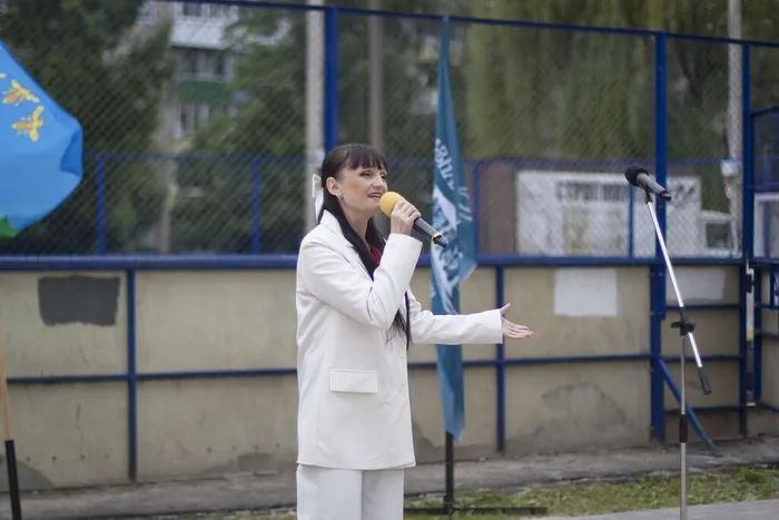 29.05.2026. Праздничная концертная программа творческих коллективов ДК ко Дню соседей в сквере «Спортивный» на улице Володарского.