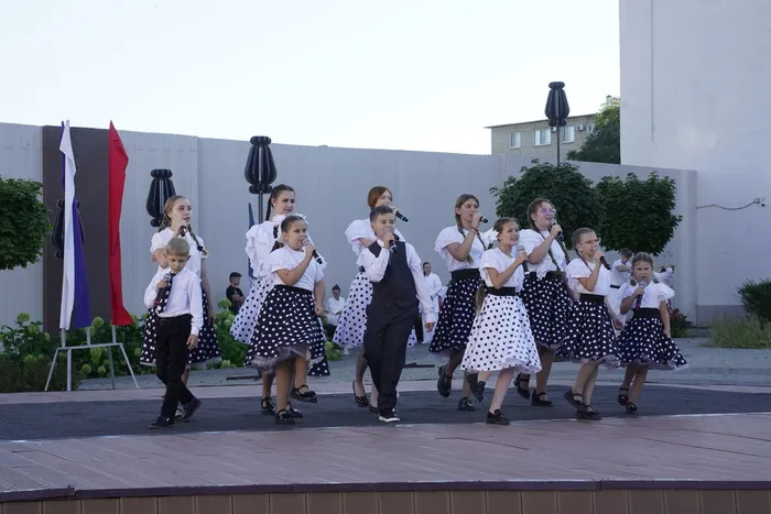30.08.2026. Праздничная концертная программа детских коллективов ДК «До свидания, лето, здравствуй, школа!».