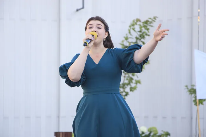 12.08.2026. Культурное пространство «У «Знамёнки»: концерт вокалистов творческих коллективов города и области «Парад солистов»
