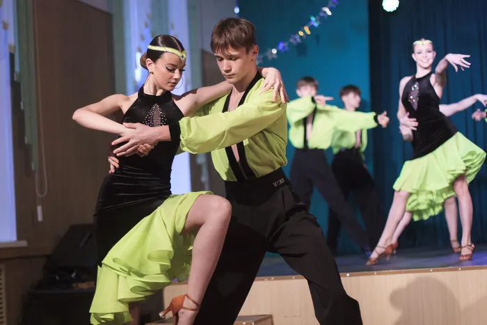 08.03.2026. Праздничная программа ансамбля спортивного бального танца «Олимп» - «Звёздный вальс»